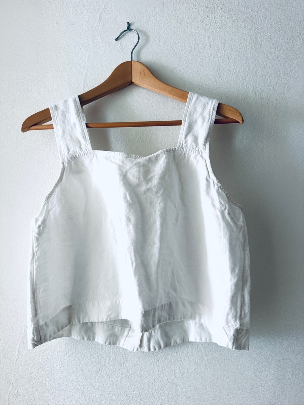 Banana Republic White Sleeveless Square-Neck Linen Blend Tank With Buttons sz M